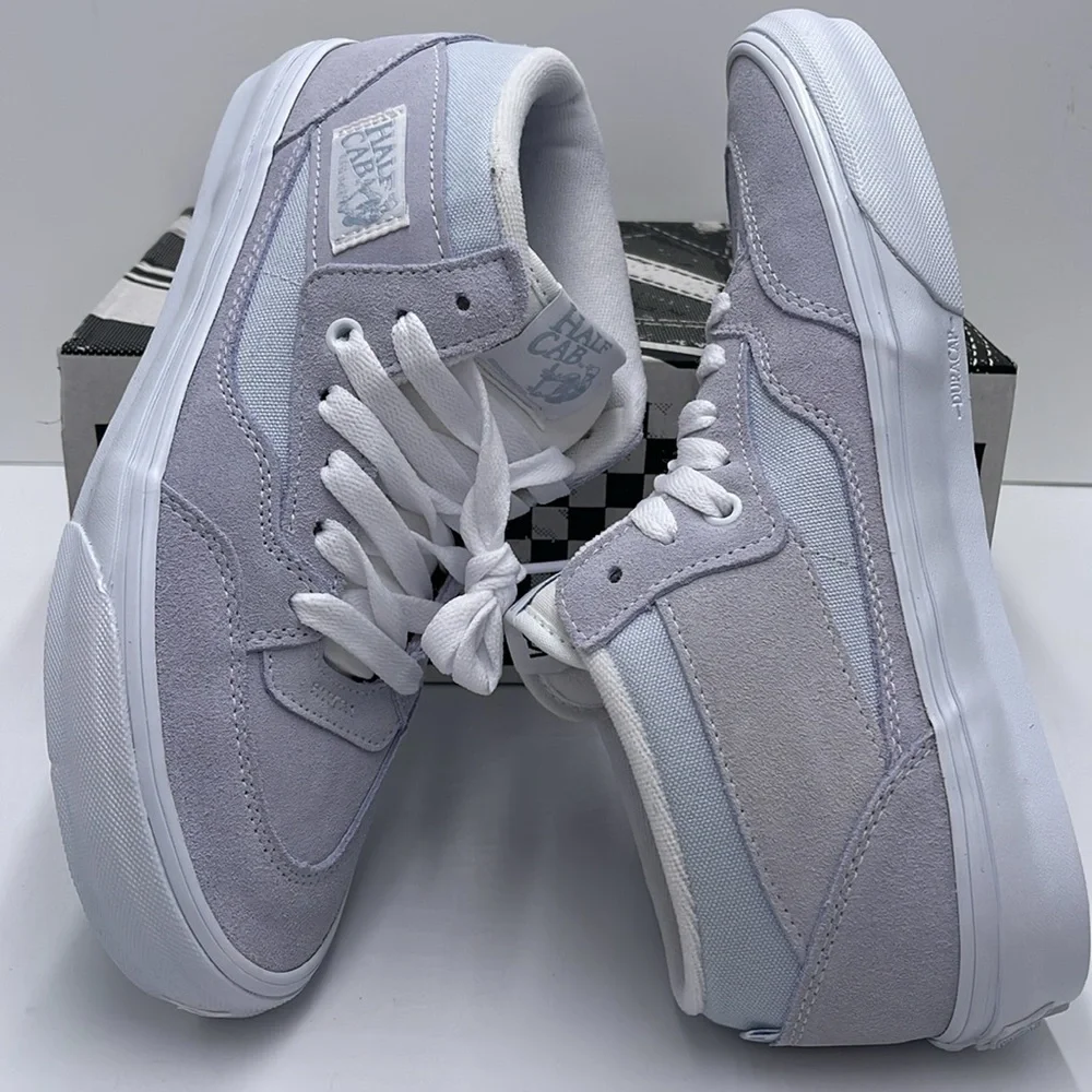 Vans WMNS Skate Half Cab
Light Blue/White
VN0A5KYABGX Sneakers - Picture 11 of 16